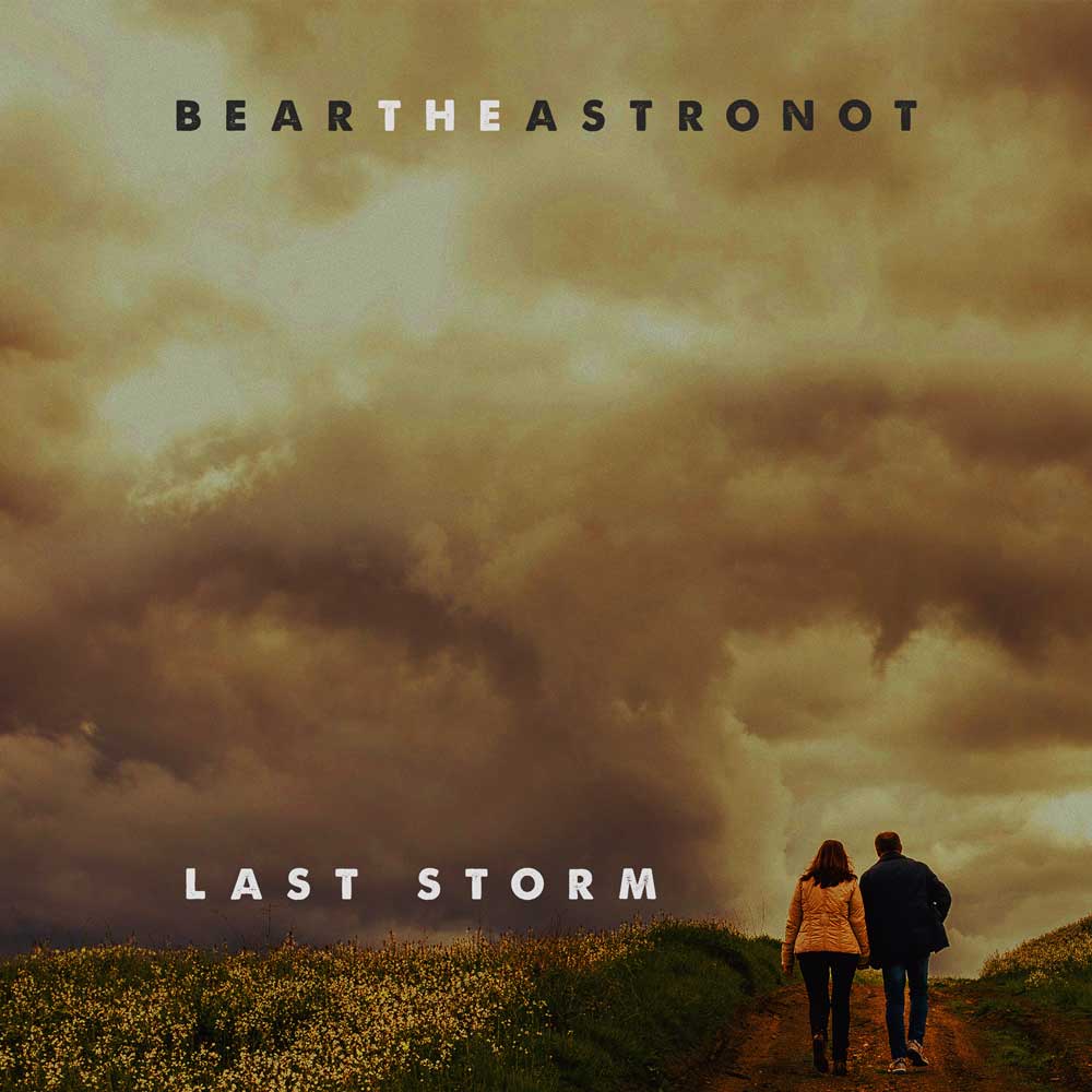 Last-Storm-Cover-Bear-the-Astronot-1000